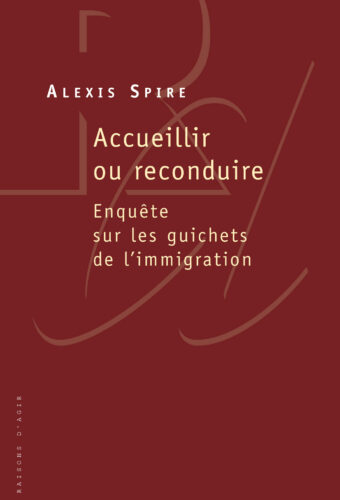 Accueillir ou reconduire